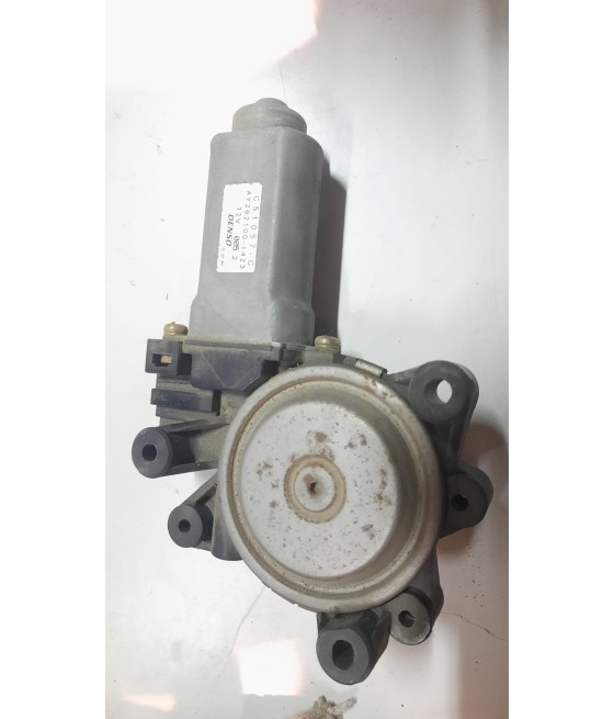 Motorino Alzavetro anteriore sinistro CHRYSLER VOYAGER IV (RG, RS) 2.4 04717767AB C51057B AY2621001421